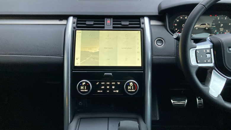 Land Rover Discovery 3.0 D300 Dynamic HSE 5dr Auto Diesel Station Wagon